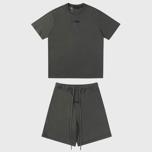 Essentials Ensemble Court